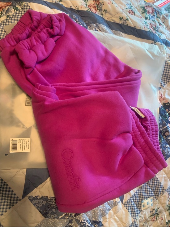 Comfrt Pants - NWT Comfrt Wild Berry Sweat Pants L